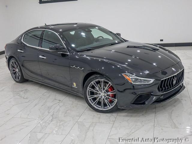 Photo of 2018 Nero Maserati Ghibli