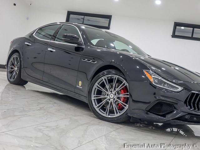 Photo of 2018 Nero Maserati Ghibli