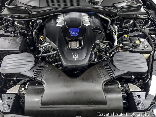Photo of 2018 Nero Maserati Ghibli