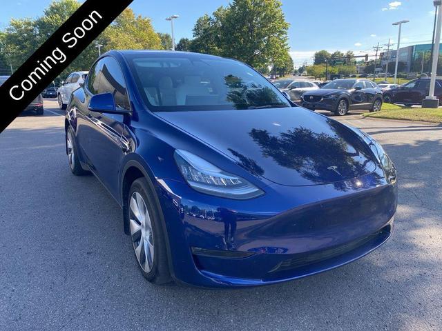 Photo of 2021 Deep Blue Metallic Tesla Model Y