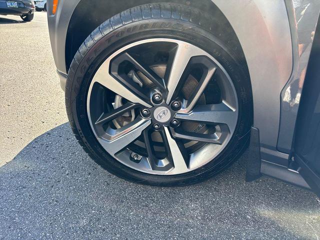 Photo of 2019 Thunder Gray Hyundai KONA