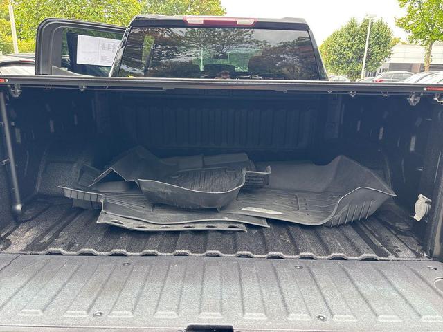 Photo of 2022 Onyx Black GMC Sierra 1500