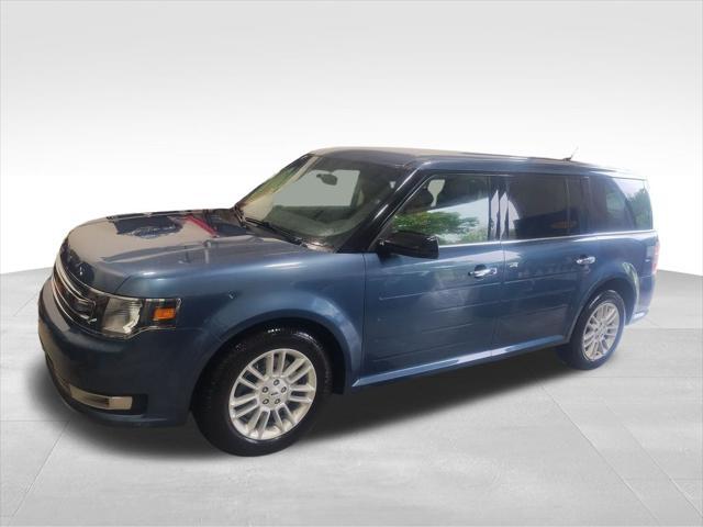 Photo of 2019 BLUE METALLIC Ford Flex