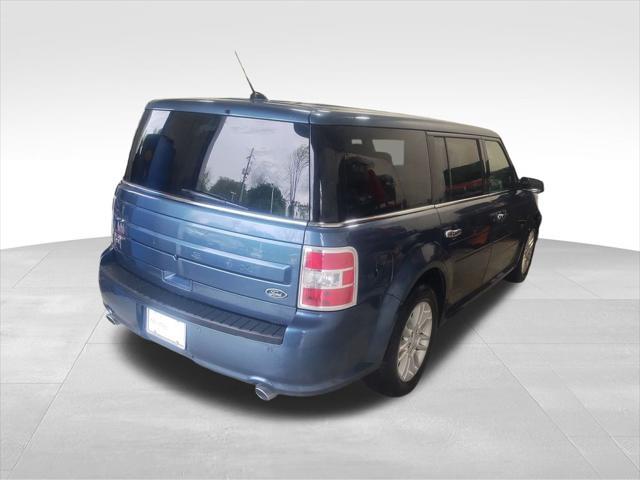 Photo of 2019 BLUE METALLIC Ford Flex