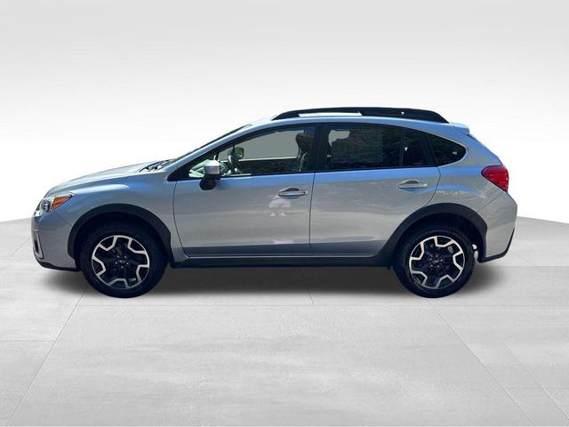 Photo of 2017 Ice Silver Metallic Subaru Crosstrek