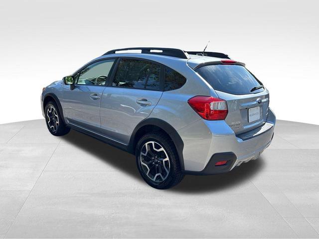 Photo of 2017 Ice Silver Metallic Subaru Crosstrek