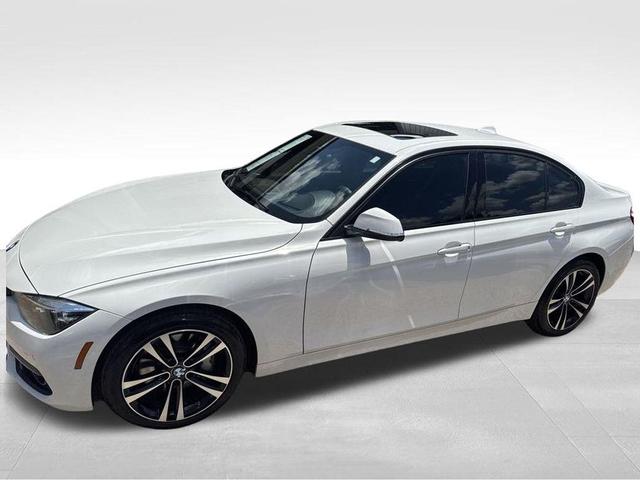 Photo of 2018 Alpine White BMW 340