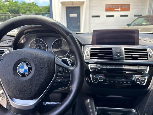 Photo of 2018 Alpine White BMW 340