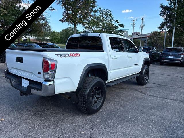 Photo of 2020 Super White Toyota Tacoma