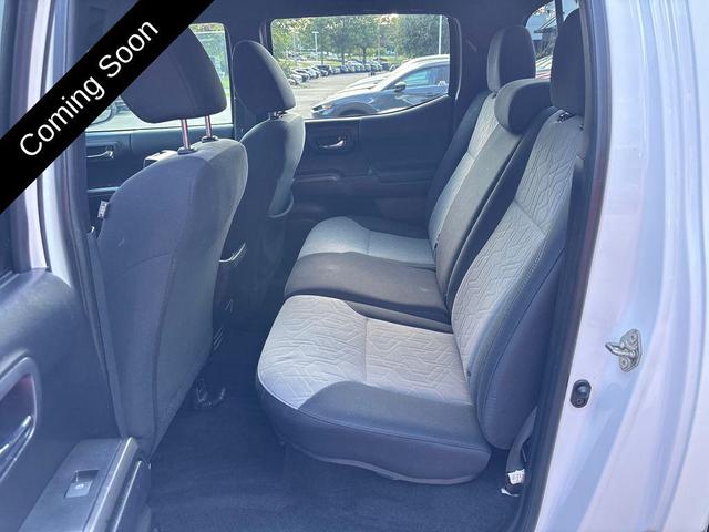 Photo of 2020 Super White Toyota Tacoma
