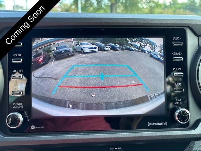 Photo of 2020 Super White Toyota Tacoma