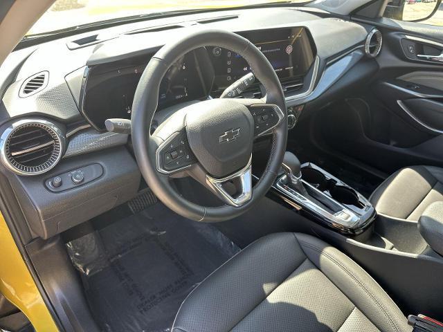 Photo of 2024 Nitro Yellow Chevrolet Trax