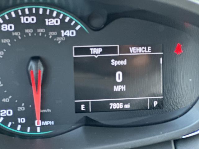 Photo of 2022 Silver Ice Metallic Chevrolet Trax