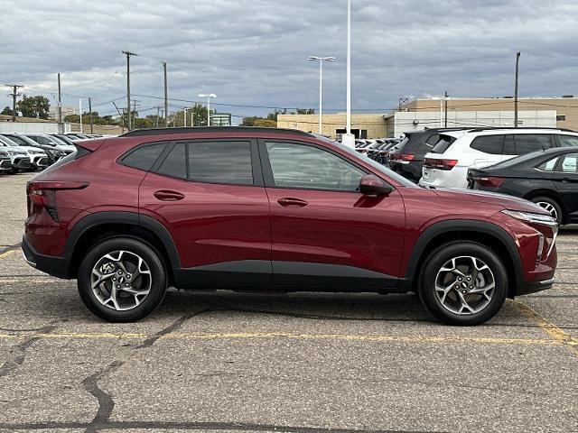 Photo of 2025 Crimson Metallic Chevrolet Trax