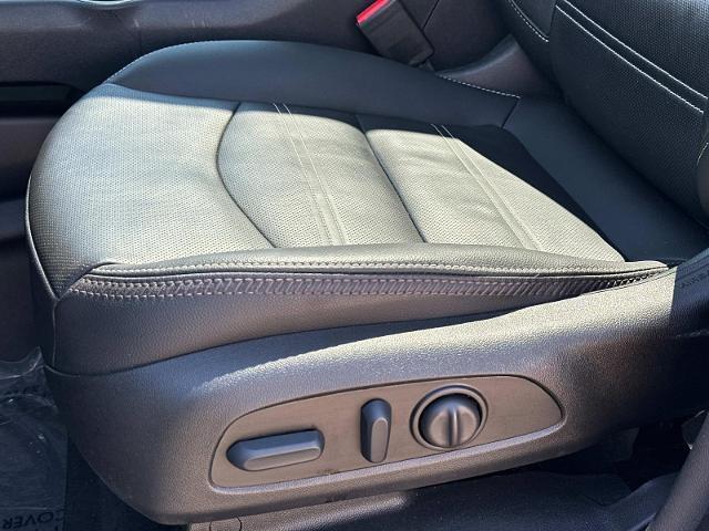 Photo of 2022 White Frost Tri-Coat GMC Terrain