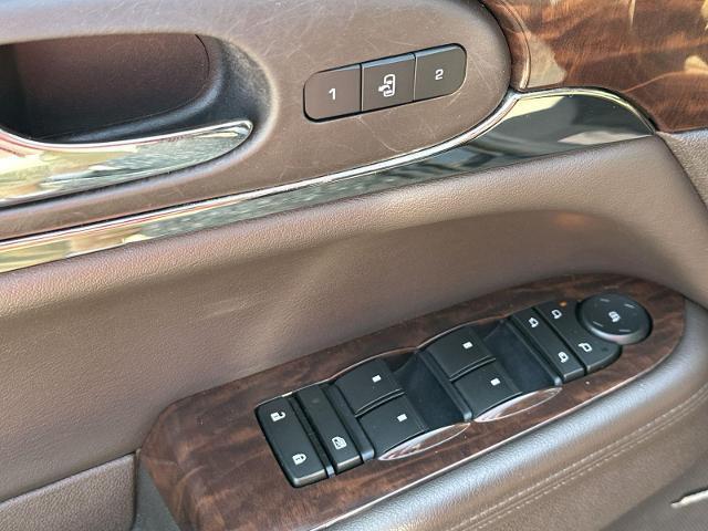 Photo of 2017 Ebony Twilight Metallic Buick Enclave