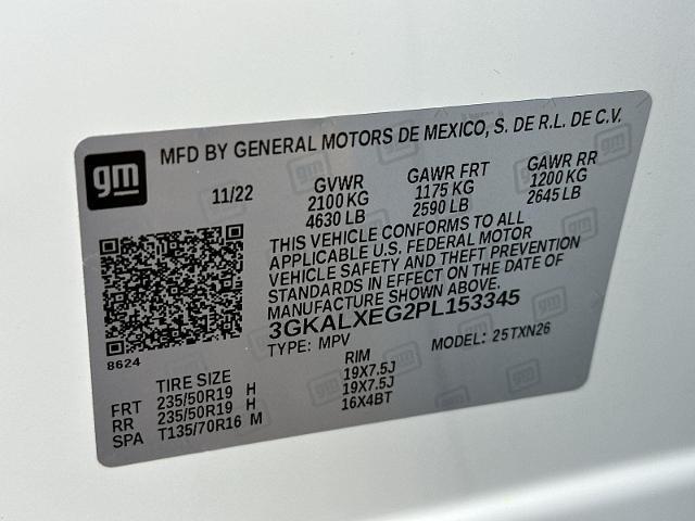 Photo of 2023 Summit White GMC Terrain
