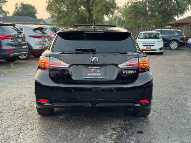 Photo of 2013 Black Lexus CT 200h