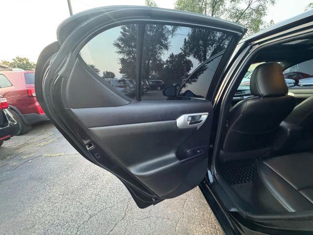 Photo of 2013 Black Lexus CT 200h
