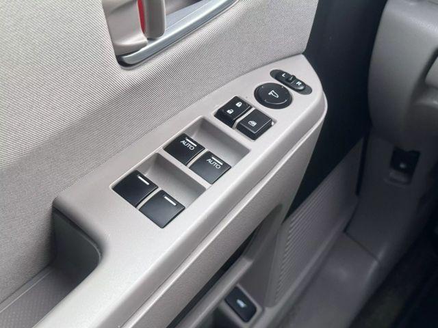 Photo of 2015 Silver Honda Pilot