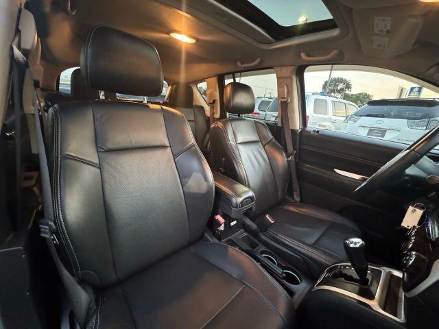 Photo of 2017 Silver Jeep Compass