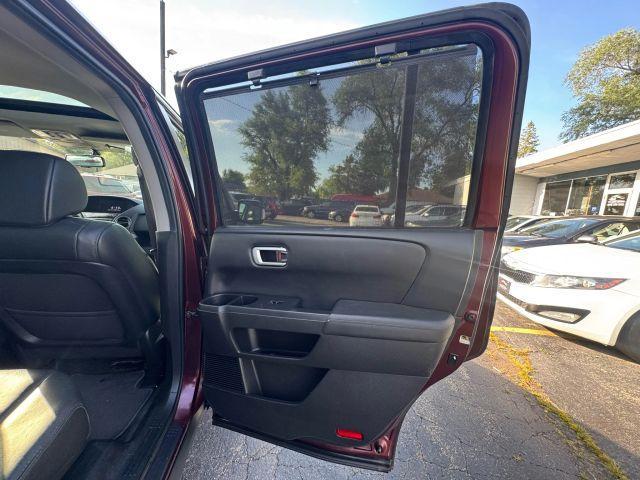 Photo of 2013 Burgundy Honda Pilot