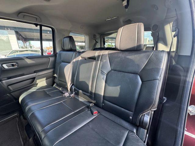 Photo of 2013 Burgundy Honda Pilot