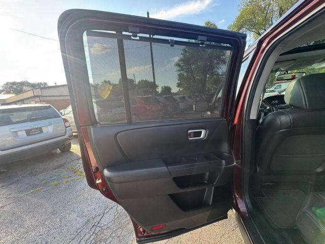 Photo of 2013 Burgundy Honda Pilot