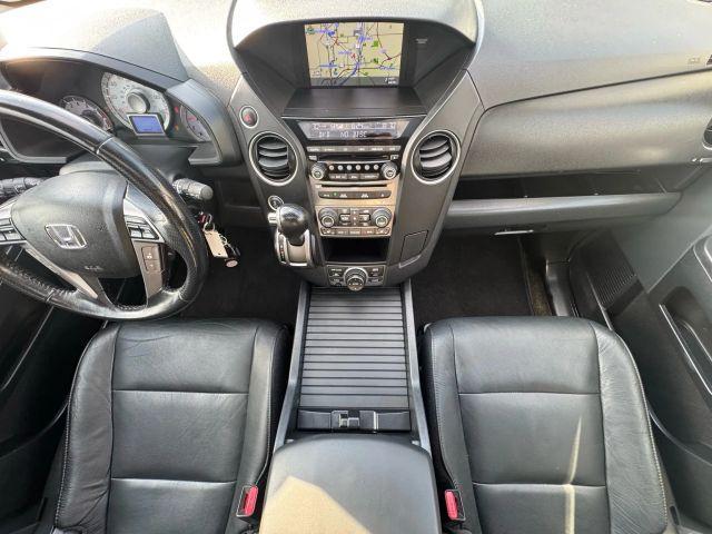 Photo of 2013 Burgundy Honda Pilot
