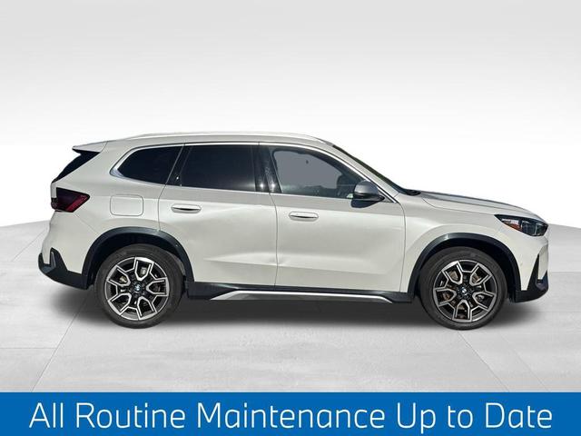 Photo of 2024 Mineral White Metallic BMW X1