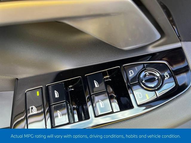 Photo of 2026 Tanzanite Blue II Metallic BMW i5