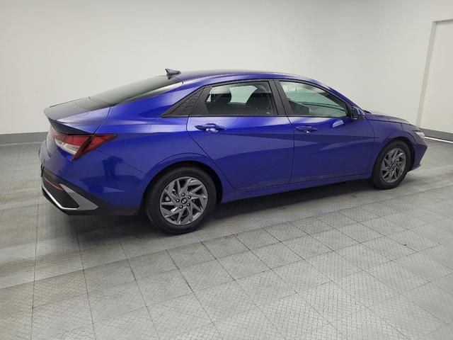 Photo of 2024 Intense Blue Hyundai ELANTRA