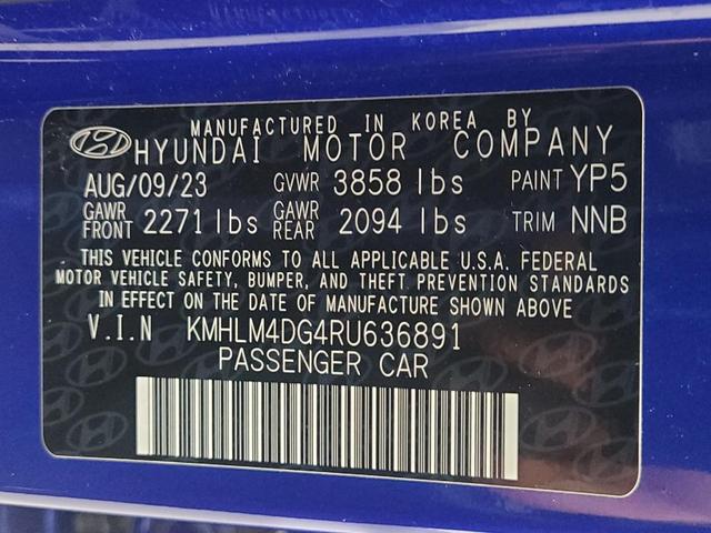 Photo of 2024 Intense Blue Hyundai ELANTRA