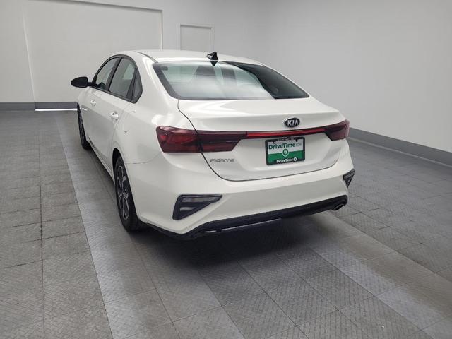Photo of 2021 Clear White Kia Forte