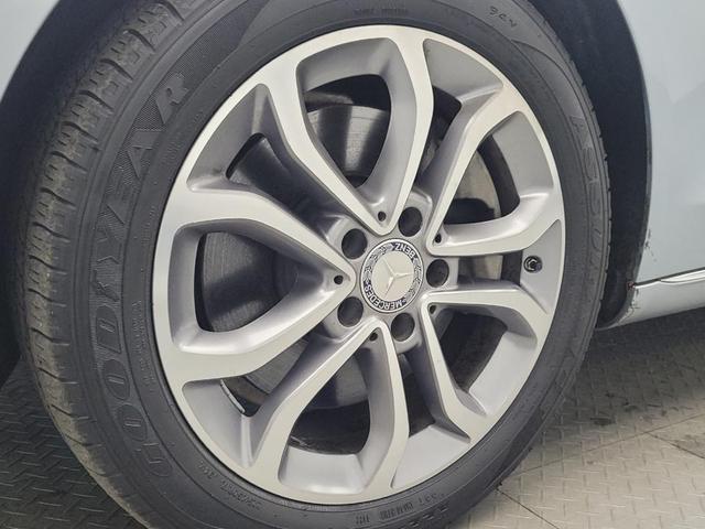 Photo of 2015 Silver Mercedes-Benz C-Class