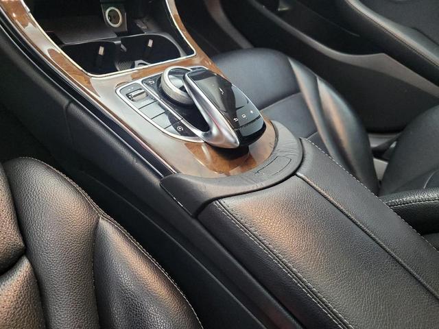 Photo of 2015 Silver Mercedes-Benz C-Class