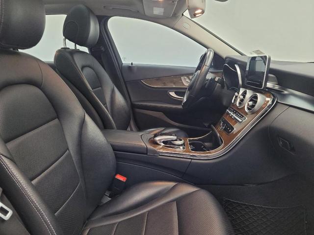 Photo of 2015 Silver Mercedes-Benz C-Class