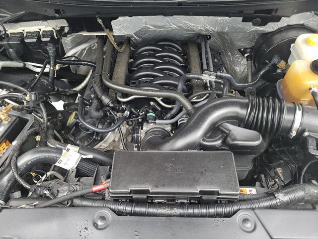 Photo of 2014 Tuxedo Black Metallic Ford F-150