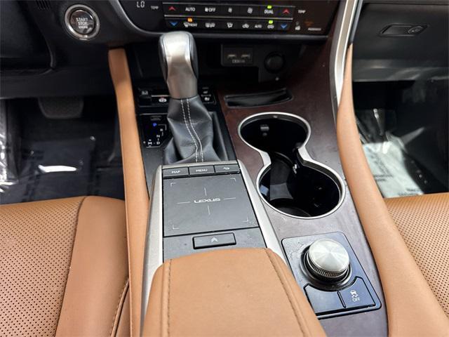 Photo of 2022 Nori Green Pearl Lexus RX 350