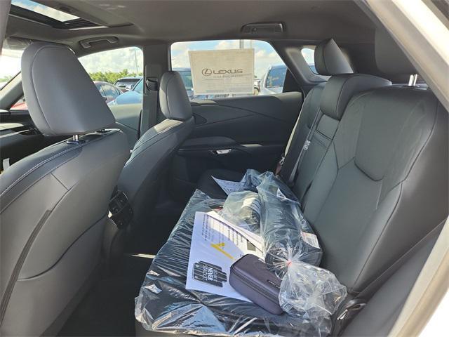 Photo of 2025 Eminent White Pearl Lexus RX 350