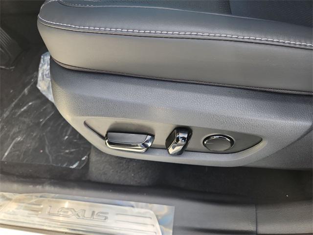 Photo of 2026 Wind Chill Pearl Lexus TX 350