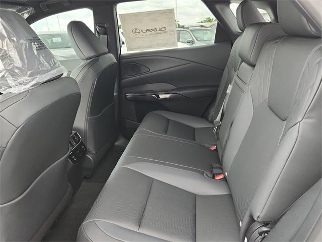 Photo of 2025 Eminent White Pearl Lexus RX 350