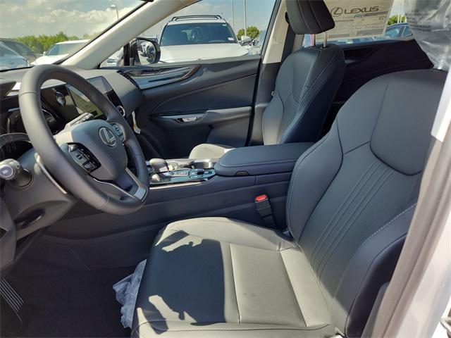 Photo of 2025 Eminent White Pearl Lexus NX 250