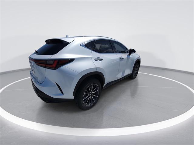Photo of 2025 Eminent White Pearl Lexus NX 250