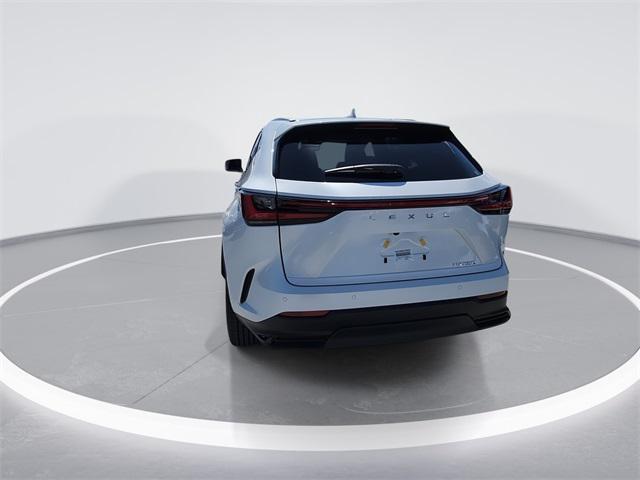 Photo of 2025 Eminent White Pearl Lexus NX 250