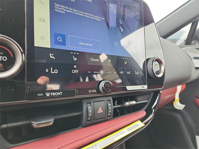 Photo of 2025 Eminent White Pearl Lexus NX 250
