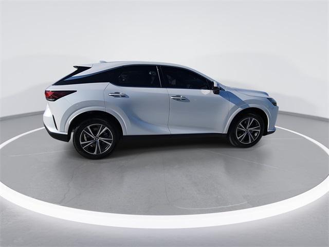 Photo of 2025 Eminent White Pearl Lexus RX 350