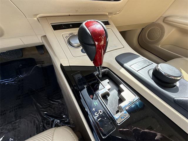 Photo of 2015 Matador Red Mica Lexus ES 350