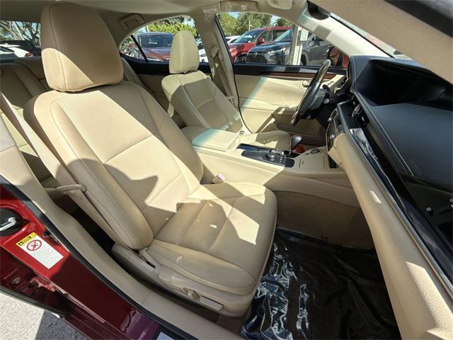 Photo of 2015 Matador Red Mica Lexus ES 350