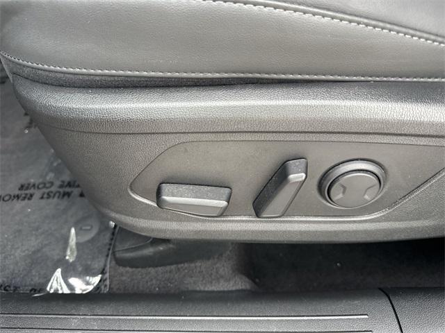 Photo of 2022 Wolf Gray Kia Sorento